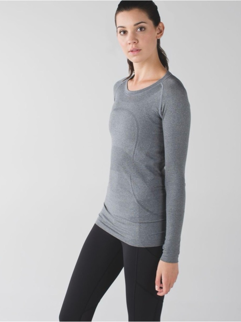 L-129 🍋 Lululemon 🍋 Swiftly Tech Long Sleeve Crew Grey